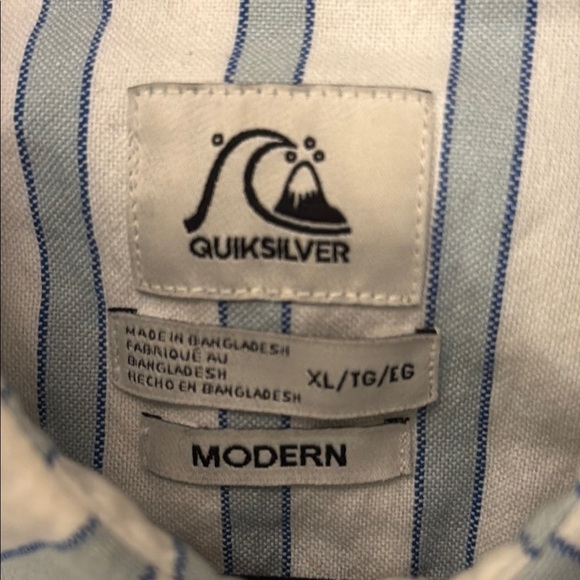 Quiksilver Blue & White 100% Cotton Button Down Shirt #207 - Picture 5 of 9